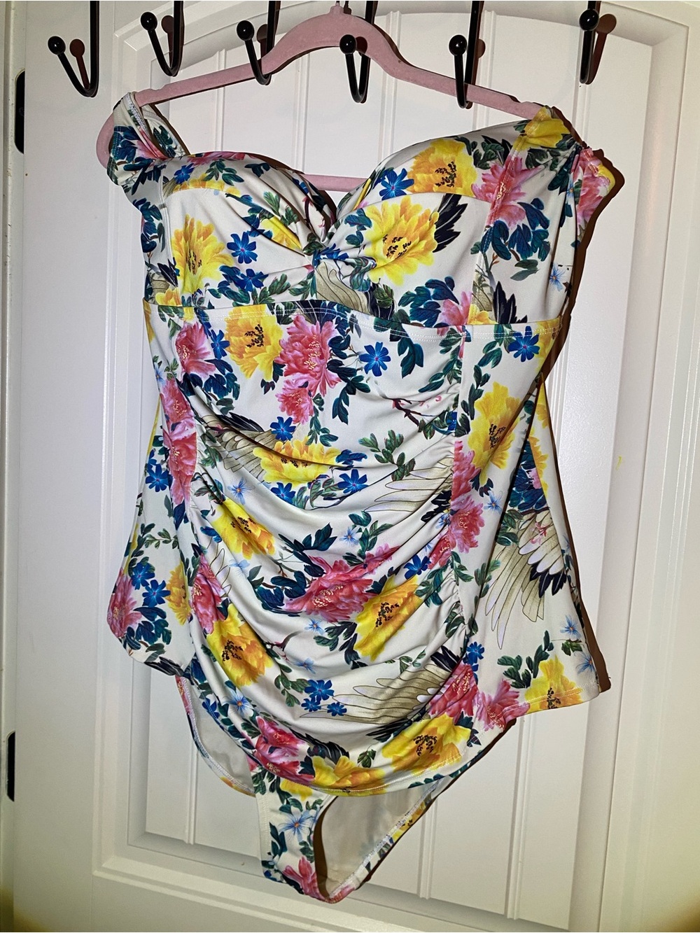 Torrid White Floral Ruched Bodysuit with Yellow & Pink Blooms